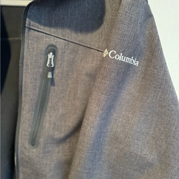 Columbia Men's Charcoal Performance Jacket - Picture 3 of 3